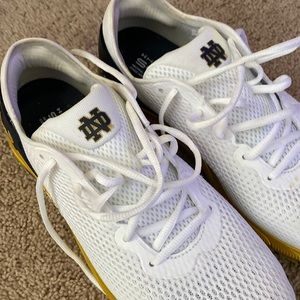 Special edition Under Armour Sonic Hovr  IV Notre Dame